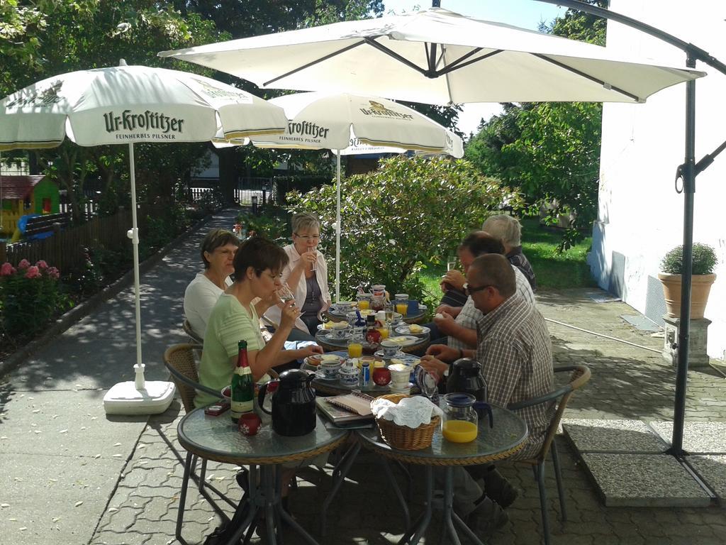Pension Am Stadtrand Zerbst Exterior foto