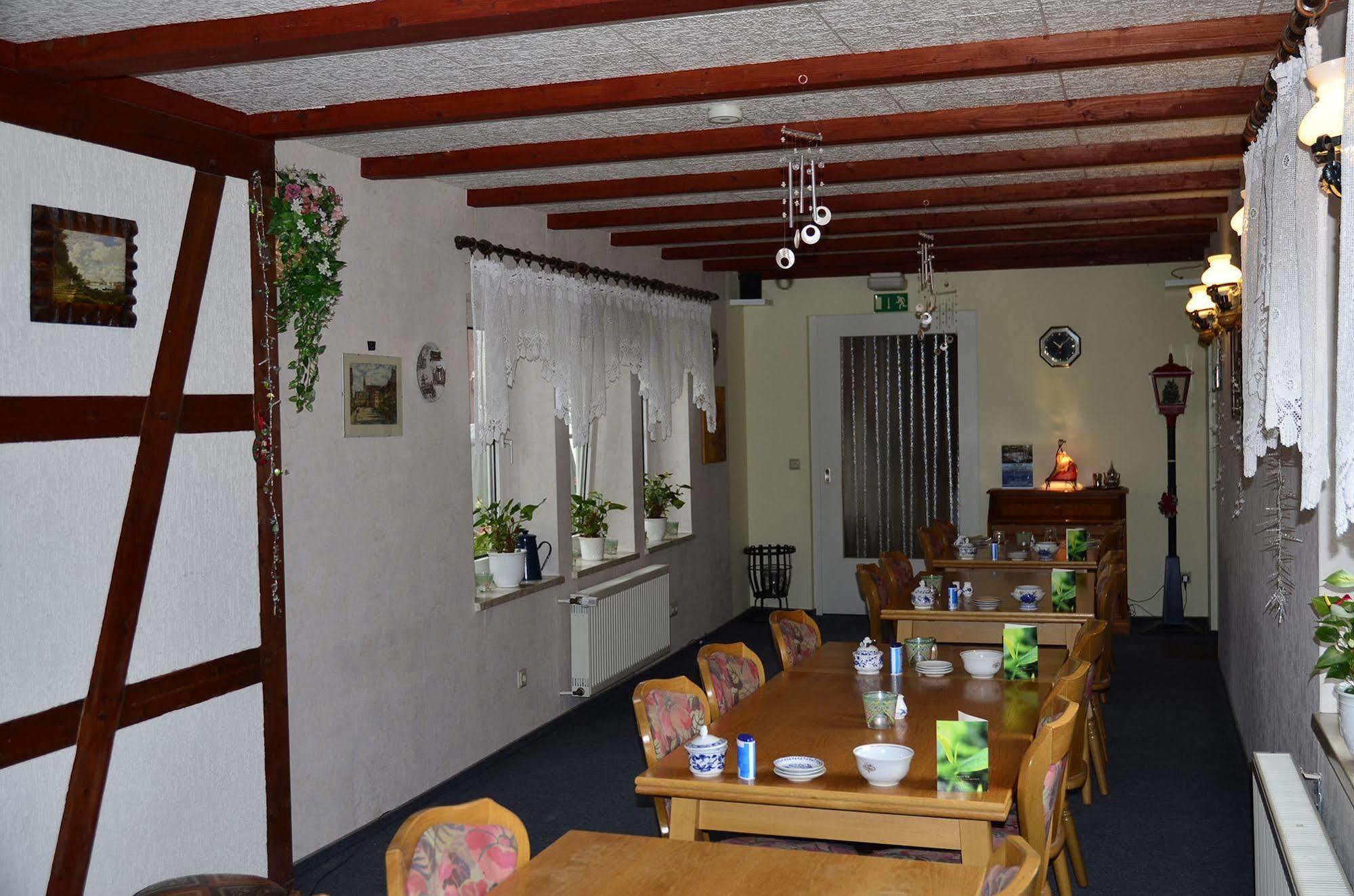 Pension Am Stadtrand Zerbst Exterior foto